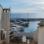Apartment Fantastic In Puerto Banus